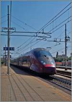 Der ntv ETR 575 AGV von Ancona nach Milano Porta Garibaldi erreicht als ITALO 9994 Rimini. 
16. Sept. 2014
  