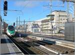 ETR 610/885770/der-fs-trentalia-etr-610-004 Der FS Trentalia ETR 610 004 (UIC 93 85 5 610 404-1 CH-TI) in der neuen Trenitalia eC Farbgebung verlässt als EC 40 Lausanne in Richtung Genève. Die erste Begegnung mit dem 'neuen' ETR 610 war interessant und es wird sicher noch weitere Bilder bei bessern Verhältnissen geben, sie ist aber auch Ansporn, die 'alte' Farbgebung noch so oft wie möglich festzuhalten. 16. Dezember 2024