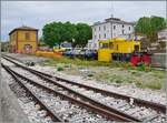 Ein RFI Rangiertraktor steht in Brescello-Viadana, wohl für die Bauarbeiten, wird doch die Strecken Parma - Guastalla* elektrifziert.