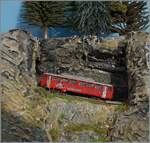 Der projektier, aber beim Vorbild nie gebaute BRB Bhm 2/4 auf meinem  Planalp -Ze Diorama.