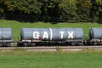 7848 869 (Zacns) von  GATX  am 9. Oktober 2024 bei Axdorf.