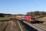 1016 007  Sunny Boy  mit einem  Mischer  auf dem Weg nach Salzburg am 10.