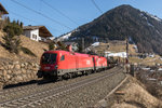 1116 076-1 und 1116 085-2 mit einem leeren Autotransport-Zug bei St.