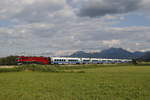 1116 228 schob den  Ski Austria Rail Jet  in Richtung Salzburg. Aufgenommen am 26. Juni 2018 bei Bernau am Chiemsee.