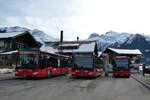 (283'201) - AFA Adelboden - Nr. 58/BE 611'224 + Nr. 51/BE 25'802 - Mercedes + Nr. 39/BE 25'753 - Scania/Hess am 15. Dezember 2025 beim Bahnhof Lenk