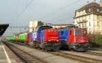 Am 843 073-8 und Ae 6/6 am 7. Januar 2009 in Renens VD.
