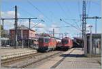 In Singen treffen sich die SBB Re 4/4 II 11152 und die ÖBB 1116 273 mit IC-Zügen nach Zürich und von Zürich nach Stuttgart.

19. Sept. 2022
