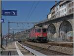 re-420-re-4-4-ii-/830341/die-sbb-re-44-ii-11349 Die SBB Re 4/4 II 11349 (Re 420 349-3) ist mit einem Güterzug in Rivazs unterwegs. 

25. März 2022 