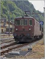 re-425-re-4-4-der-bls/859005/geschoben-wird-der-autotunnel-zug-von Geschoben wird der Autotunnel Zug von der BLS Re 4/4 195. Das Bild zeigt die Lok bei der Einfahrt mit ihrem Zug auf Gleis 5 in Iselle di Trasquera. 

17. August 2024