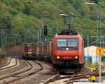SBB Cargo 9185 4 482 001-5 wird hier mit einem  Arcese  KLV im Bhf Kaub am Rhein auf die Seite genommen. 12.09.2013(Bild 2