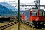Am 15 September 2009 durchfahrt 620 058 Erstfeld.