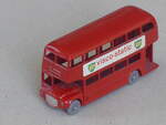 (225'588) - Aus England: London Transport, London - A.E.C.