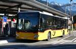 (281'878) - PostAuto Zentralschweiz - Nr. 513/NW 35'662/PID 11'236 - Mercedes (ex Hfliger, Sursee Nr. 32) am 28. Oktober 2025 beim Bahnhof Sarnen