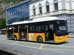 (263'988) - PostAuto Wallis - VS 477'210/PID 10'838 - eEbusco am 24. Juni 2024 beim Bahnhof Brig