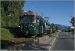 Autour de la voie ferrée / Rund um die eiserne Bahn (Herbstevent 2024) - Dieses Jahr zu Gast bei der Blonay-Chamby Bahn: der wunderschön hergerichtet GFM (Historique) BDe 4/4 141 in  Tannengrün ; der Triebwagen wurde 1972 gebaut. Das Bild zeigt den GFM Triebwagen beim Rangieren in Blonay. 

7. Sept. 2024