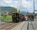 Die BFD HG 3/4 N° 3 der Blonay Chamby Bahn ist mit ihrem Dampfzug in Blonay angekommen.