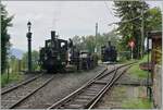 Nachdem die BDF HG 3/4 N° 3 der Blonay - Chamby Bahn aus der Revision von Meningen zur BC zurückgekehrt ist, hat sie von der SEG G 2 2/2 105 die Hauptlast der Dampfzüge übernommen. Doch hin und wieder wird auch die LEB G 3/3 N° 5 (Baujahr 1890) eingesetzt, so an diesem Augusttag. Die LEB G 3/3 N° 5 in der Lokbehandlung von Chaulin, wo sie für die nächste Fahrt nach Blonay vorbereitet wird. 4. Augst 2024