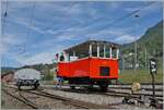 Vor einigen Jahren, als die RhB mit ihrem l�ngsten Zug den Weltrekord aufstellte, stellte ich die Dm 2/2 N� 3 ebenfalls als Weltrekord dar - als den k�rzesten Reisezug.
