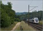 Lyria/347560/tgv-lyria-von-lausanne-ab-1224 TGV Lyria von Lausanne (ab 12.24) nach Paris (an 16.02) erreicht Vufflens la Ville. 
3. Juni 2014