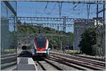 Der SBB LEX RABe 522 218 erreicht von Coppet kommend Lancy Pont Rouge. Endstation. 
Erst ab dem Fahrplanwechsel im Dezember 2019 werden die Züge nach Annemasse (und weiter) verkehren. 

19. Juni 2018