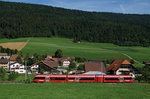 SBB: Regionalzug La Chaux-de-Fonds - Biel mit einem RABe 526 Stadler GTW (ehemals BLS/RM) auf der Fahrt nach Biel bei Cormoret am 28. Juli 2016. Zu einem späteren Zeitpunkt sollen diese Triebzüge aus dem Jahre 2004 bei THURBO zum Einsatz gelangen. Die Thurbo AG ist eine eigenständige Tochtergesellschaft der SBB mit einem Anteil von 90%. Die restliche Beteiligung von 10% hält der Kanton Thurgau.
Foto: Walter Ruetsch 
