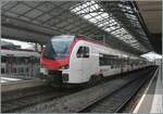 Ein SBB RABe 523 5xx  Mouettes  im Regionalverkehr beim Halt in Lausanne.