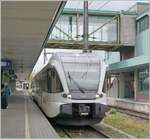 In den  Taktlücken  der zweistündlich angebotenen EC Zürich - München verkehrt die S7 von Romanshorn nach Lindau Insel.