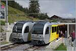 blm-bergbahn-lauterbrunnen-murren/858079/in-der-station-winteregg-kreuzen-sich In der Station Winteregg kreuzen sich die beiden neuen BLM Be 4/6 Mönch 102 (links im Bild) und 101 'Eiger' (rechts im Bild). 

8. Aug. 2024