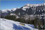 Der BLM Be 4/6 103 Jungfrau ist als R66 auf der Fahrt von Grütschalp nach Mürren und konnte zwischen Grütschalp und Winteregg fotografiert werden.