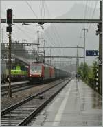 Ein Crossrail Gterzug erreicht Kandersteg. 
29. Juni 2013