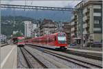 Der MGB ABDeh 4/8 2023  Komet  und die beiden MGB ABeh 4/12 806 und 809  Orion  warten in Brig MGB auf ihre Abfahrt nach Fiesch resp. Zermatt. 

17. Aug.2024