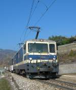 GDe 4/4 mit einem Golden Pass Panoramic bei Chtelard auf der Fahrt nach Montreux.
14.03.2007