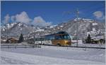 Der MOB Panoramic Express auf seiner Fahrt von Montreux nach Zweisimmen bei Gstaad.