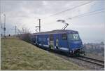 Die schiebende MOB Ge 4/4 8001 des GoldenPass Express GPX 4065 von Interlaken Ost nach Montreux bei Châtelard VD.