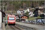 Der TMR Beh 4/8 N° 72 mit der UIC Nummer 72 (UIC 90 85 838 072-4 CH-TMRSA) ist auf dem Weg von Martigny nach Vallorcine und hat Finhaut erreicht.