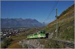 Mit dem TPC A-L Bt an der Spitze und dem schiebenden TPC A-L BDeh 4/4 310 erklimmt der R 70 336 die Steigung vom Tal hinauf in Richtung Leysin Grand-Hôtel.