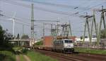 386 022 von Metrans mit leerem Containerzug Richtung Hafen am 12.05.18 in Hamburg Dradenau